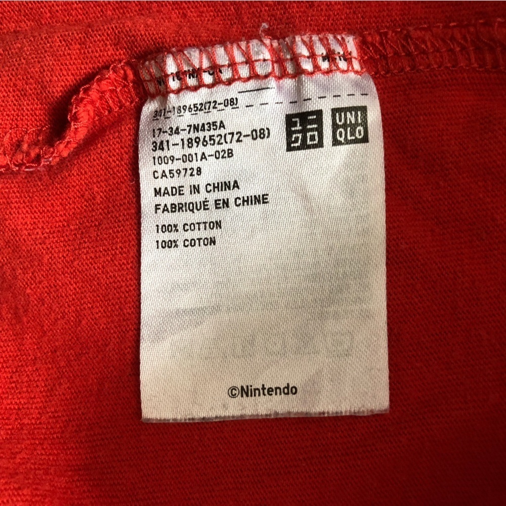Uniqlo UT Nintendo Super Mario T-Shirt - Picture 7 of 11